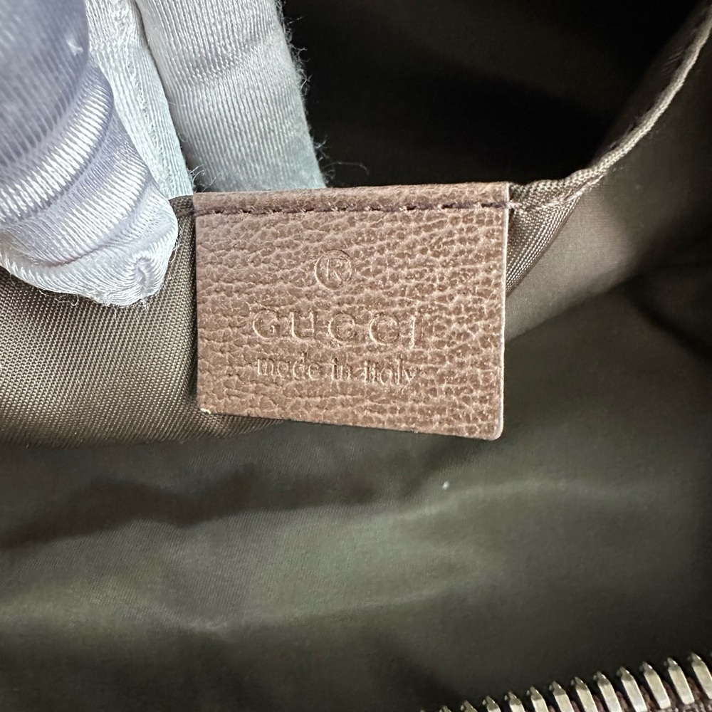 Auth GG Shelly Pouch - Picture 16 of 17